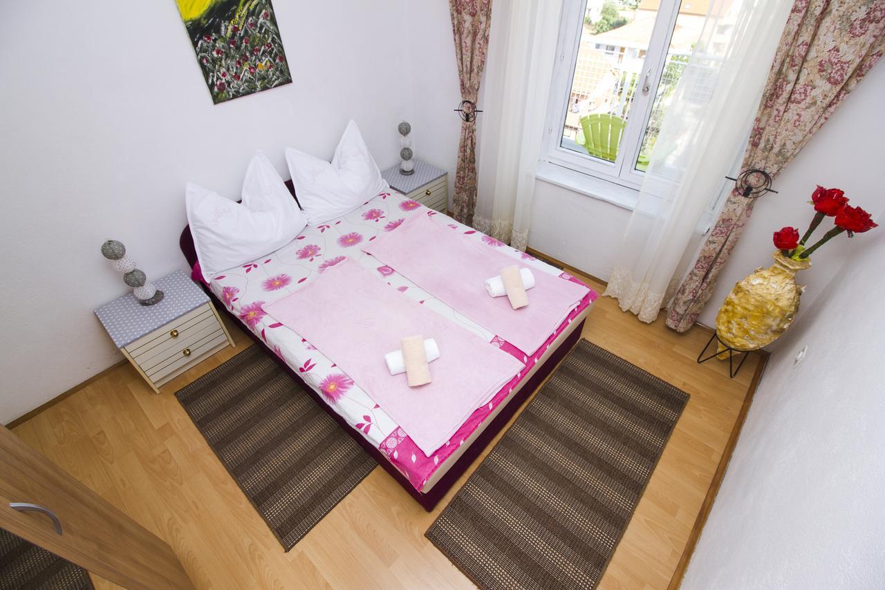 Apartman Nicole Lejlighed Zadar Eksteriør billede